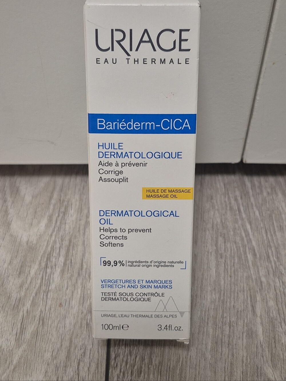 URIAGE Bariederm Dermatological Cica Oil against Stretch Marks Skin Scars 100ml